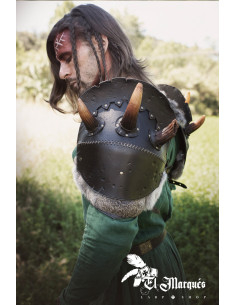 Hombrera grande de couro modelo Berseker