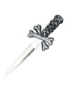 Daga decorativa com caveiras