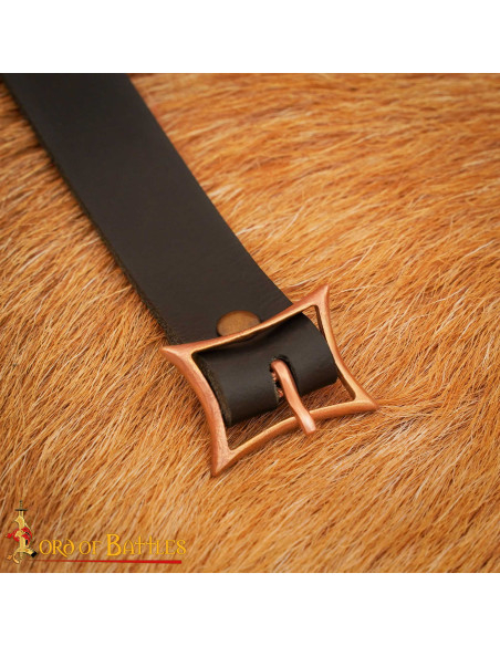 Fivela de cinto medieval de bronze...