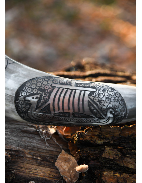 Chifre para beber gravado Barco vikingue