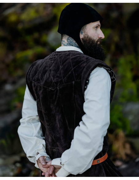 Colete medieval longo em camurça...