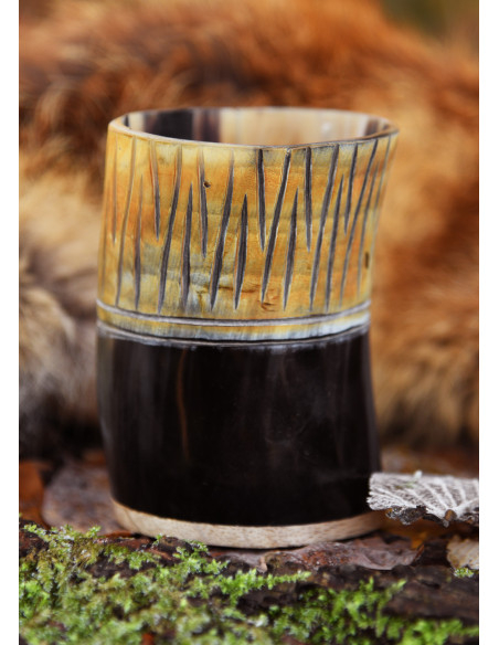 Copo medieval em chifre e madeira (11...