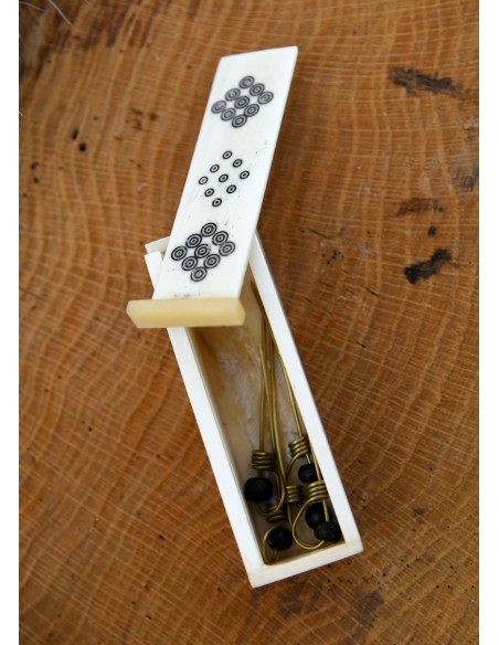 Caixinha Vikinga feita de osso