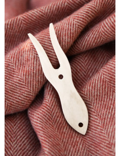 Lucet vikingo-medieval em osso