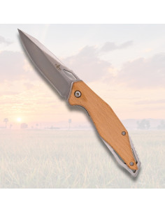 Faca de campo com acabamento acetinado (19,4 cm.)