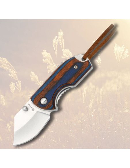 Faca bicolor pequena com cordão (11 cm.)