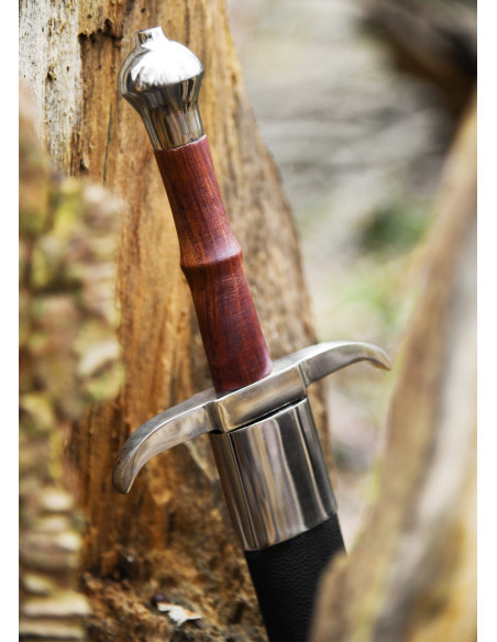 Adaga medieval com bainha (57,5 cm.)