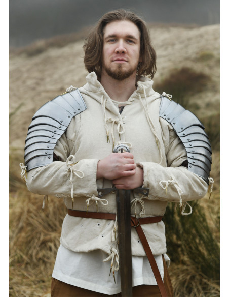 Omoplatas medievais em aço (1,2 mm.)