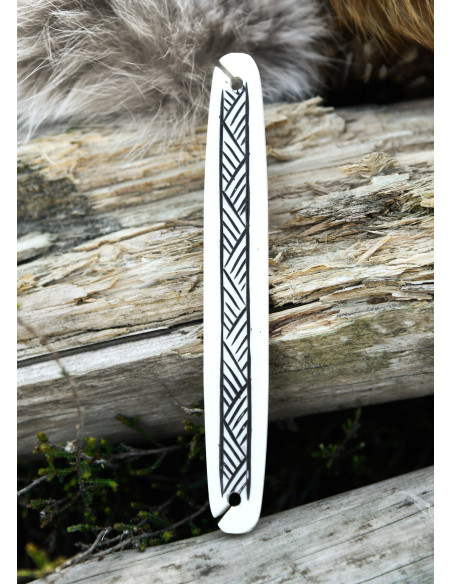 Lançadeira medieval de osso para tecer