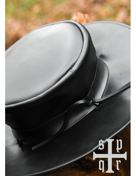 Conjunto Doutor Peste: máscara e chapéu