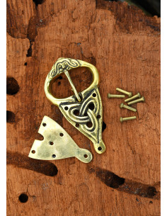 Fivela de cinto viking com tachinhas, latão