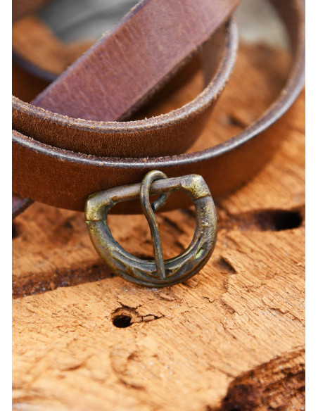 Fivela de cinto normanda, latão