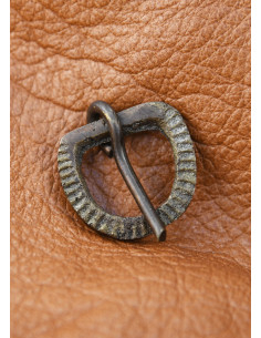 Fivela de cinto medieval pequena, latão