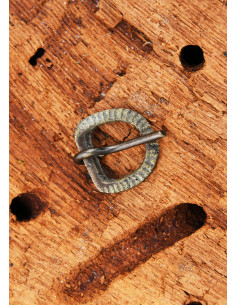 Fivela de cinto medieval pequena, latão 2