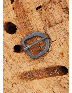 Fivela de aço forjada à mão, tiras com aproximadamente 17... 2