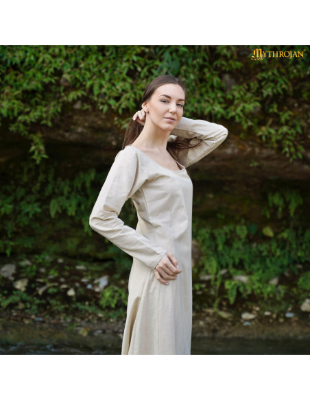 Vestido medieval de gola redonda...
