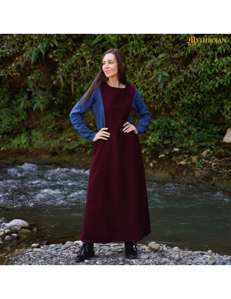 Sobrevesta medieval de lã, Séculos...