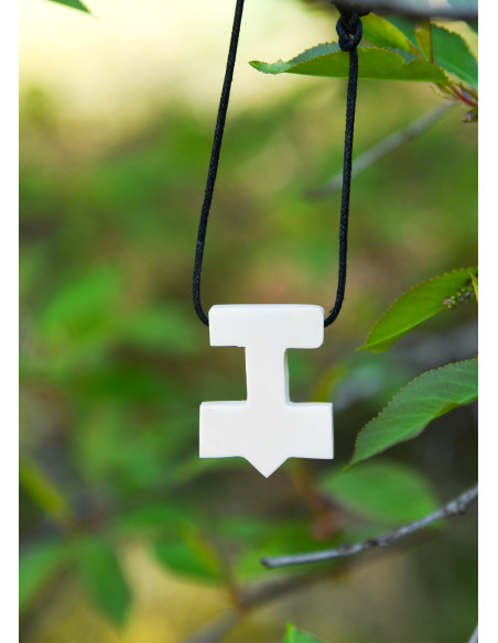 Pingente Martelo de Thor em osso