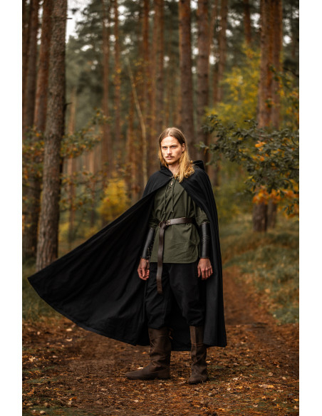 Capa medieval com capuz modelo...