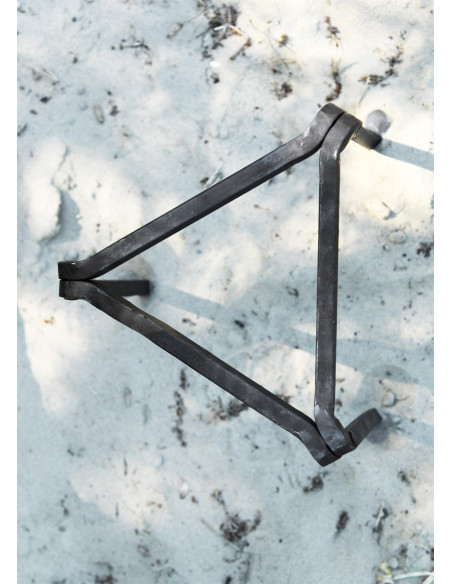 Tripé medieval tipo suporte de...