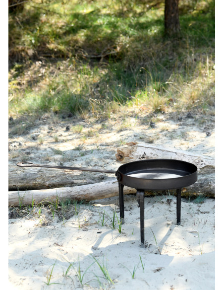 Tripé medieval tipo suporte de...