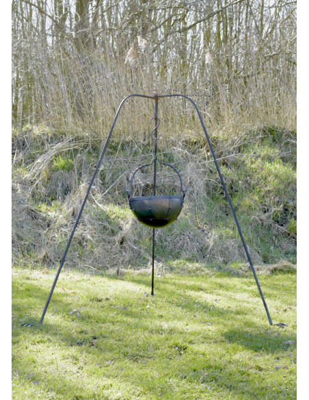 Tripé grande, forjado à mão, aprox....