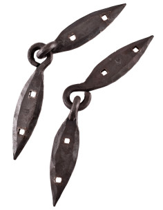 Dobradiças de baú viking feitas à mão