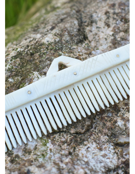 Pente viking de osso (15 cm.)