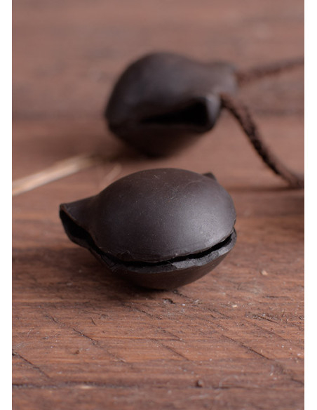 Pequena campainha de ferro forjado...