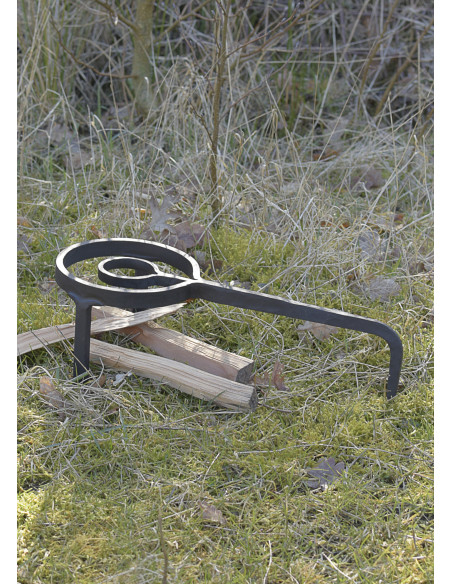 Suporte de cozinha medieval, tripé...