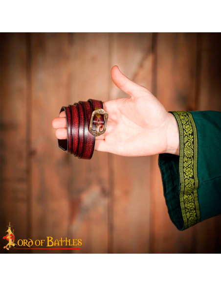 Cinto artesanal medieval de fantasia...
