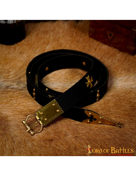Cinto medieval de couro com detalhes...