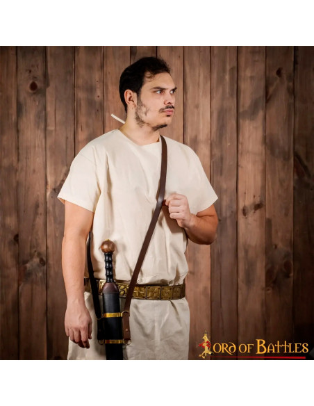 Tahalí medieval em couro para espada...