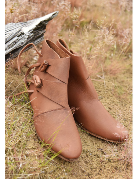 Sapatos vikings medievais primitivos...