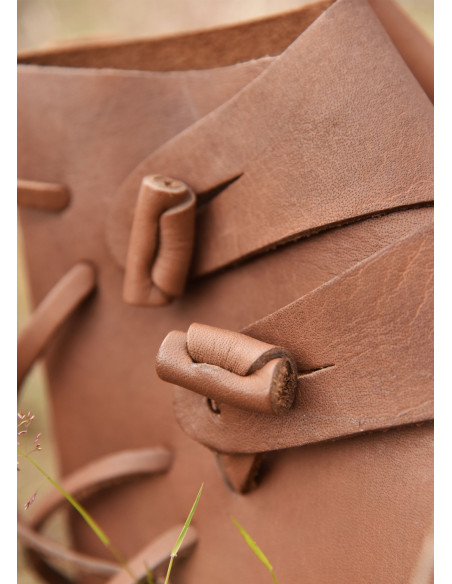 Sapatos vikings medievais primitivos...