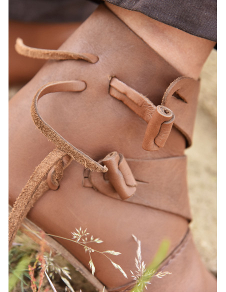 Sapatos vikings medievais primitivos...
