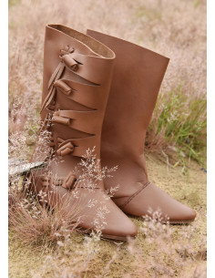 Botas altas medievais com fechos de nó, marrons 2