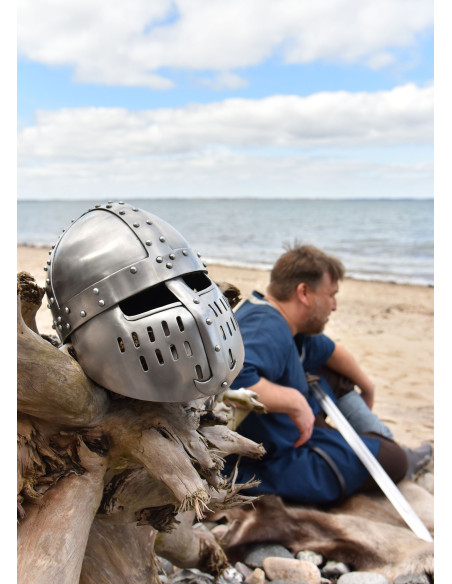 Capacete Norman Spangen, ano 1180