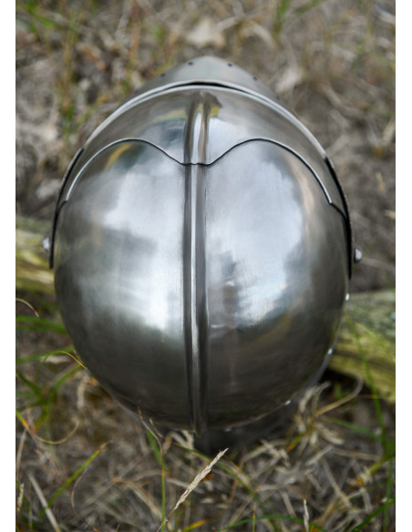 Touca medieval com viseira, ano 1490