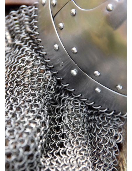 Capacete Spangenhelmet com protetores...