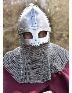 Capacete de cota de malha do período Vendel
