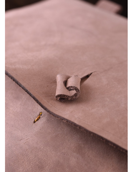 Bolsa de couro com passantes para...