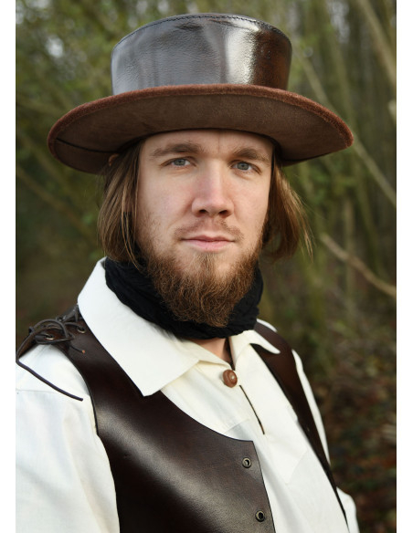 Chapéu medieval de couro com aba...