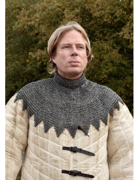 Manto de bispo com fecho de correias...