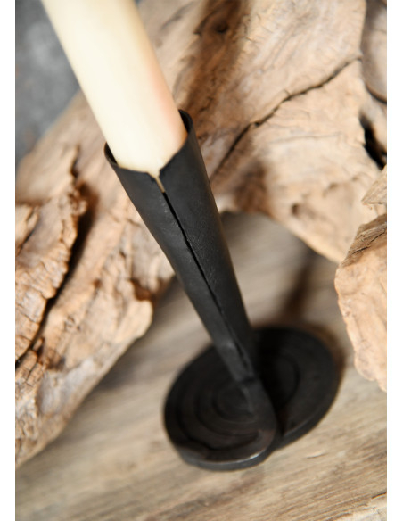 Candelabro forjado à mão com base em...