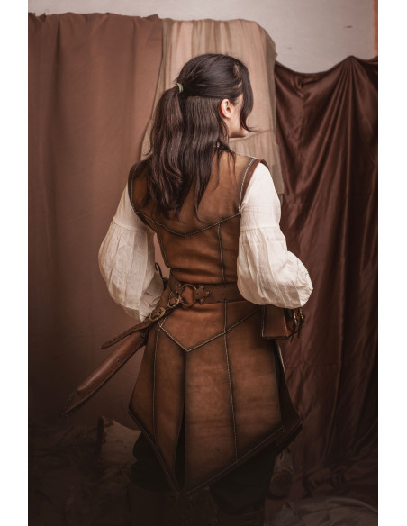 Coura medieval longa marrom em couro...