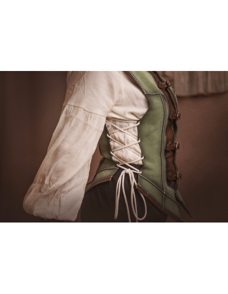 Coura medieval curta verde em pele de...